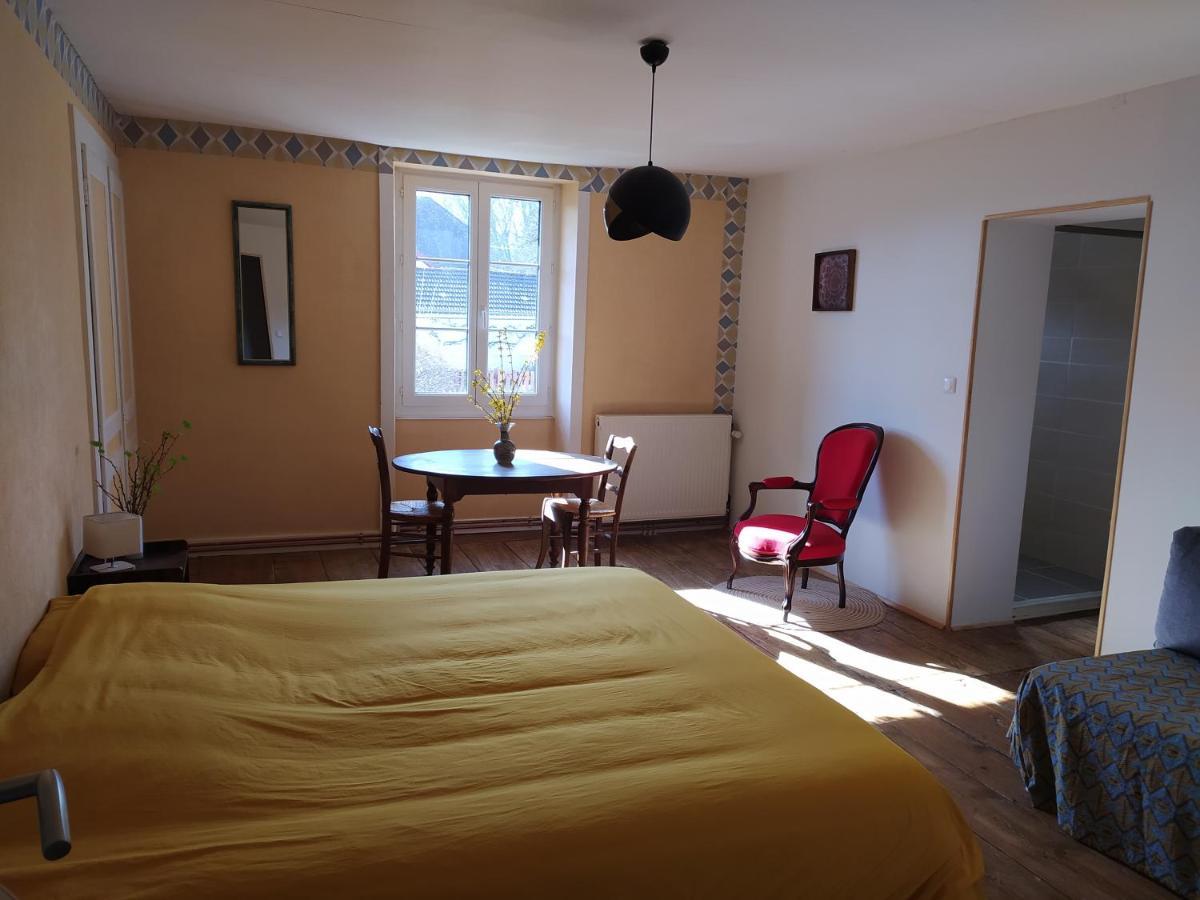 Avol D'Oiseau Bed & Breakfast Villers-Farlay Exterior photo
